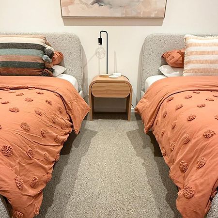 Lonsdale St Luxury Cbd Family Apartment With Free Parking Melbourne Eksteriør billede